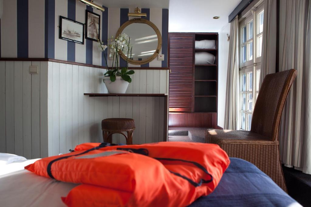 Boat Hotel De Barge Bruggy Pokoj fotografie